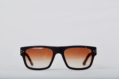 Dear Leader U5 - Brown Turtle -sold out